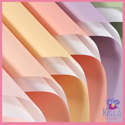 

FLOWER WRAPPING BI COLOR CELLOPHANE 2 WARNA KERTAS BUKET KB6204