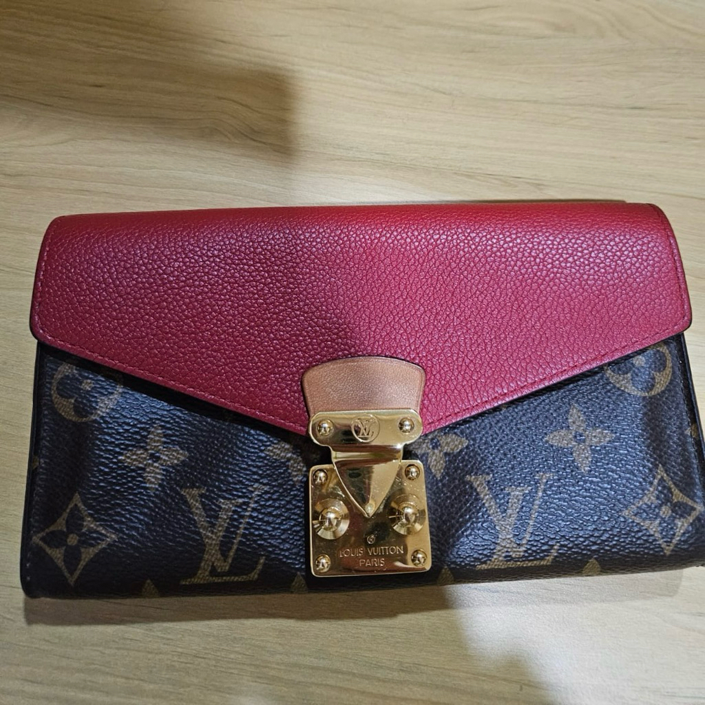 preloved - dompet wallet lv authentic