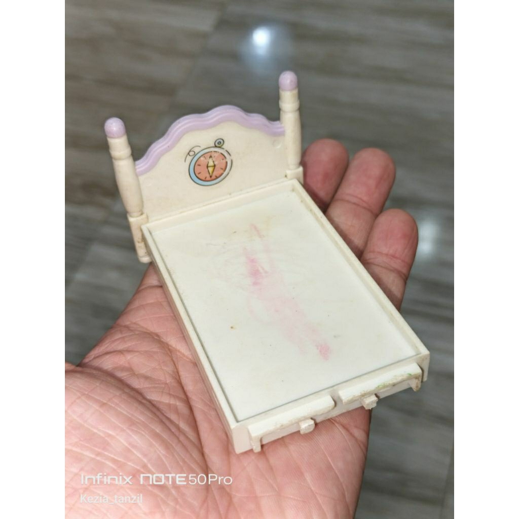 DIORAMA MINIATUR REPLIKA REPLICA KASUR BEDCOVER TEMPAT TIDUR WADAH ISTIRAHAT ORIGINAL ASLI EPOCH SLE