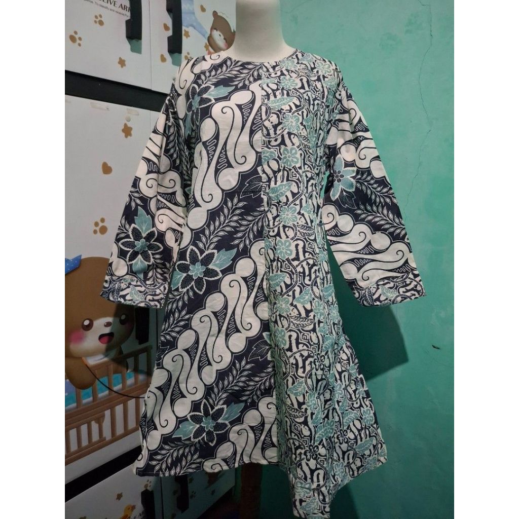 Preloved Tunik Batik Biru