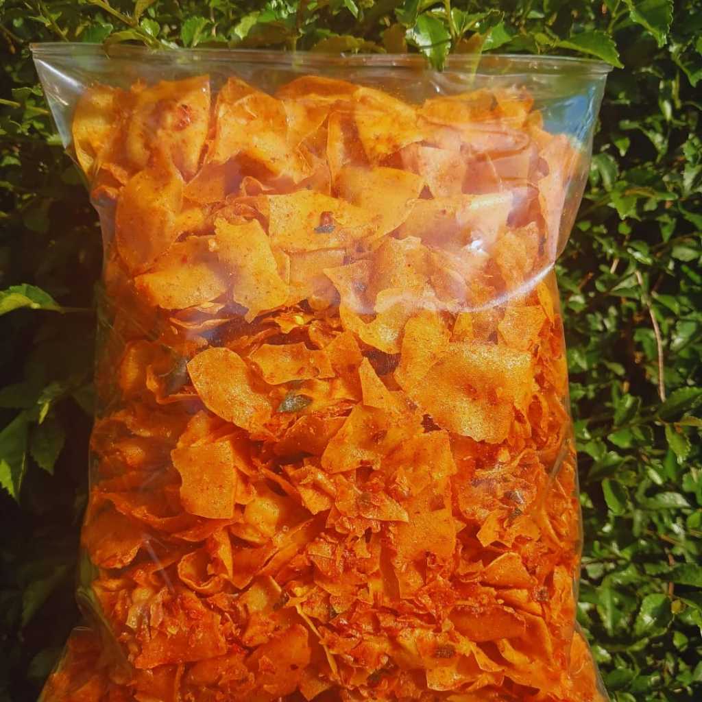 

Keripik Singkong Kriwil Pedas Daun Jeruk 1kg