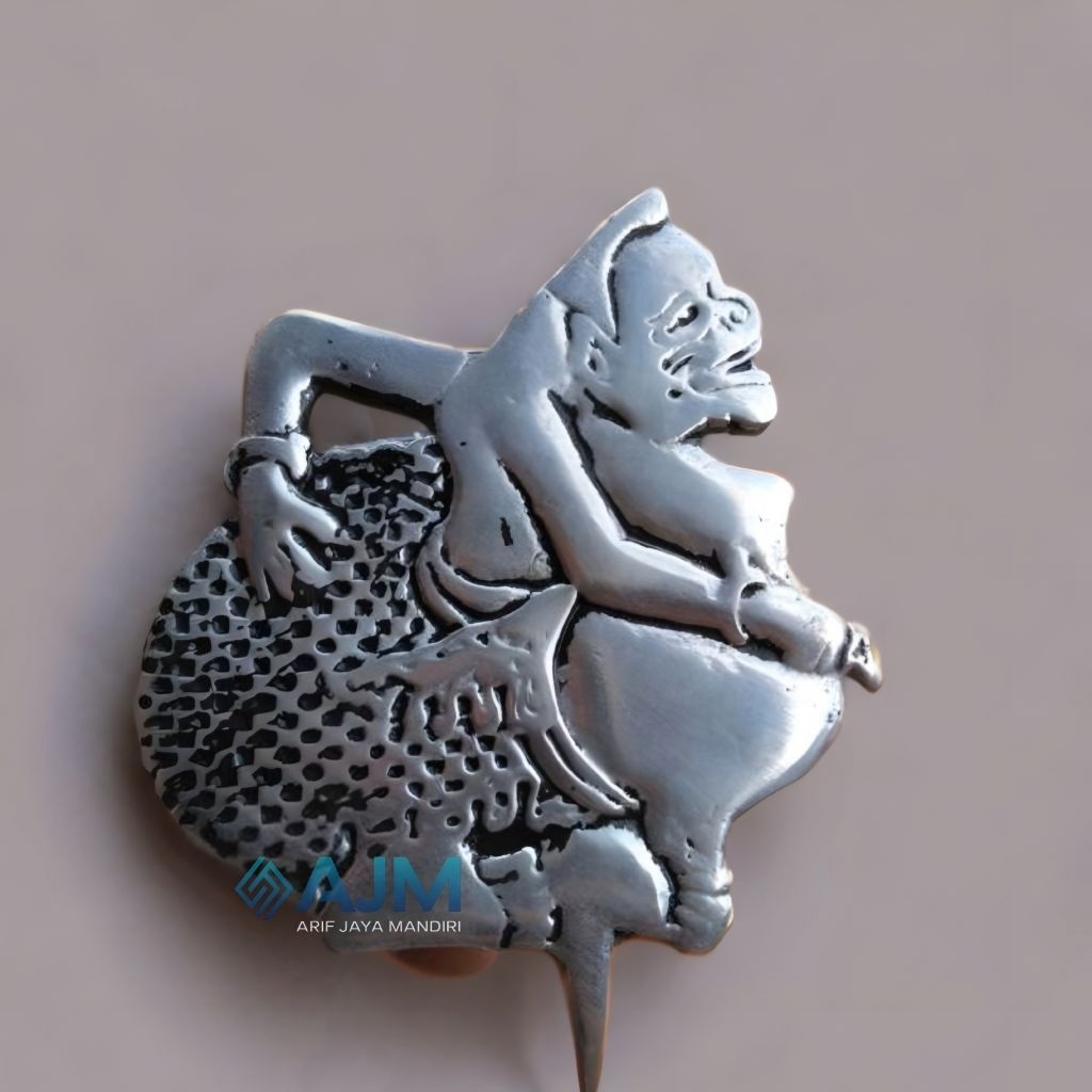 Miniatur kelir wayang semar aluminium hiasan pajangan motif semar silver antik 1 pcs