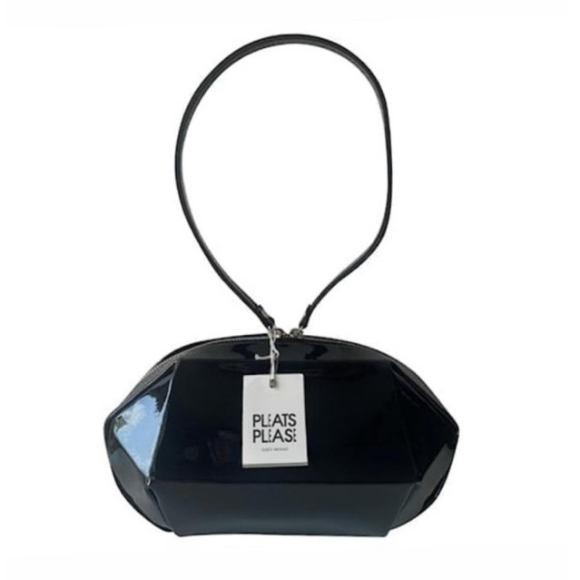 ISSEY MIYAKE VINYL CLUTCH BAG