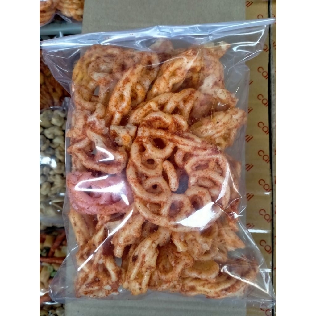 

KERUPUK PEDAS