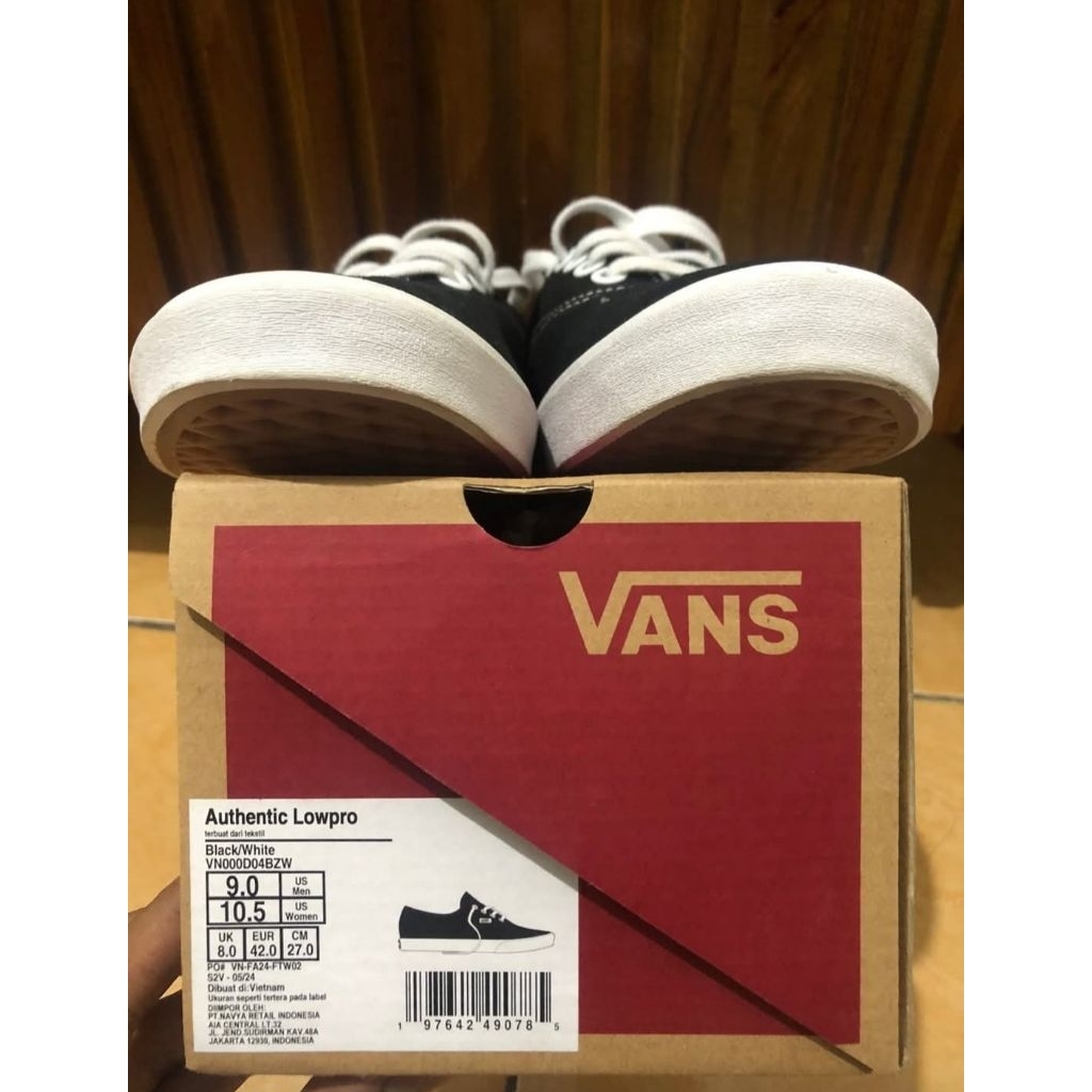 VANS AUTHENTIC LOW PRO ORIGINAL PT. NAVYA