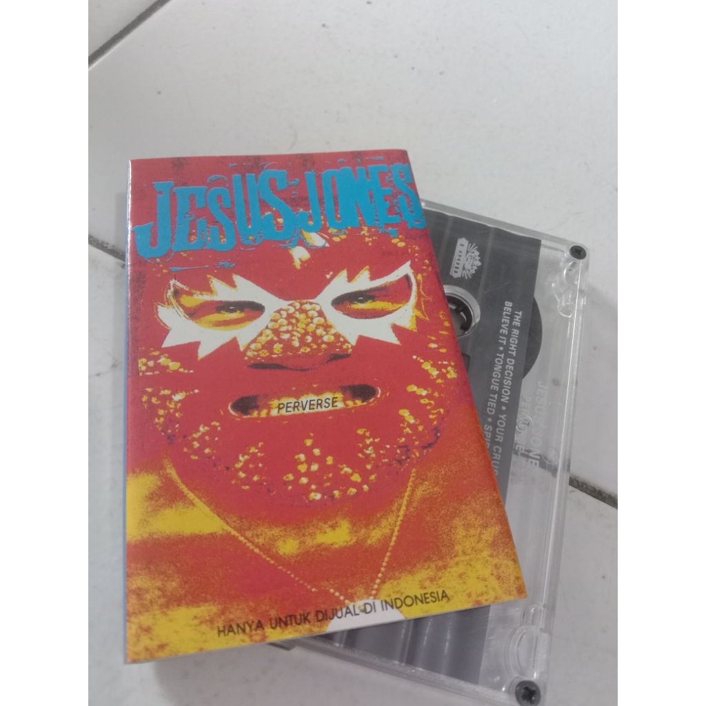 Kaset Pita Jesus Jones