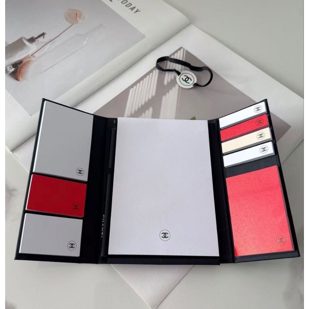 

C Notebooks & Sticky Note With Pena Buku Tulis Buku Journal Meeting Books