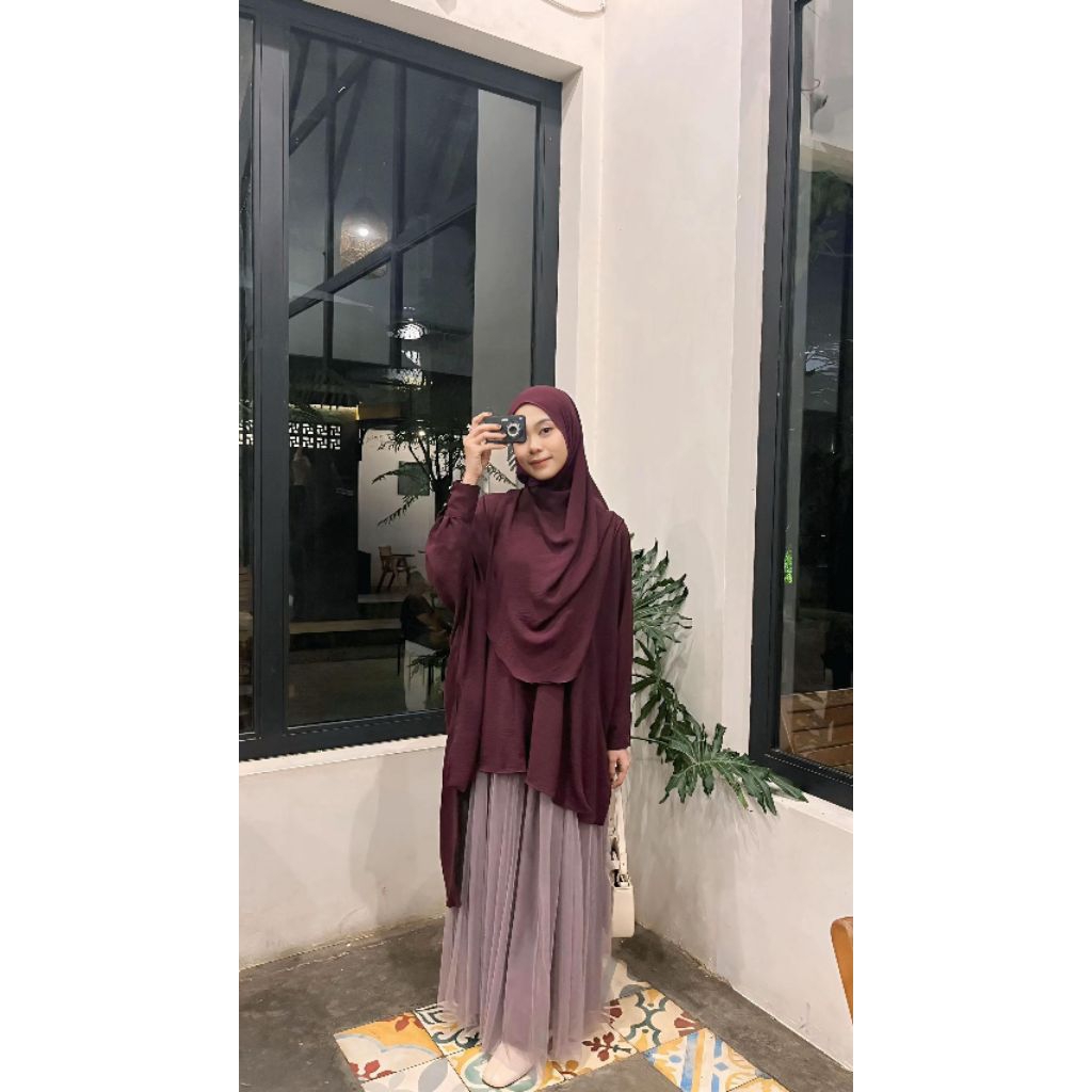 One Set Risya - Tunik, Rok - Kerudung