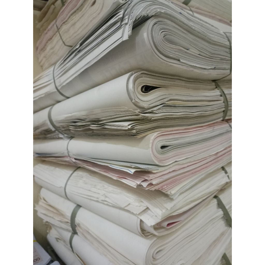 

kertas pola baju (1kg)