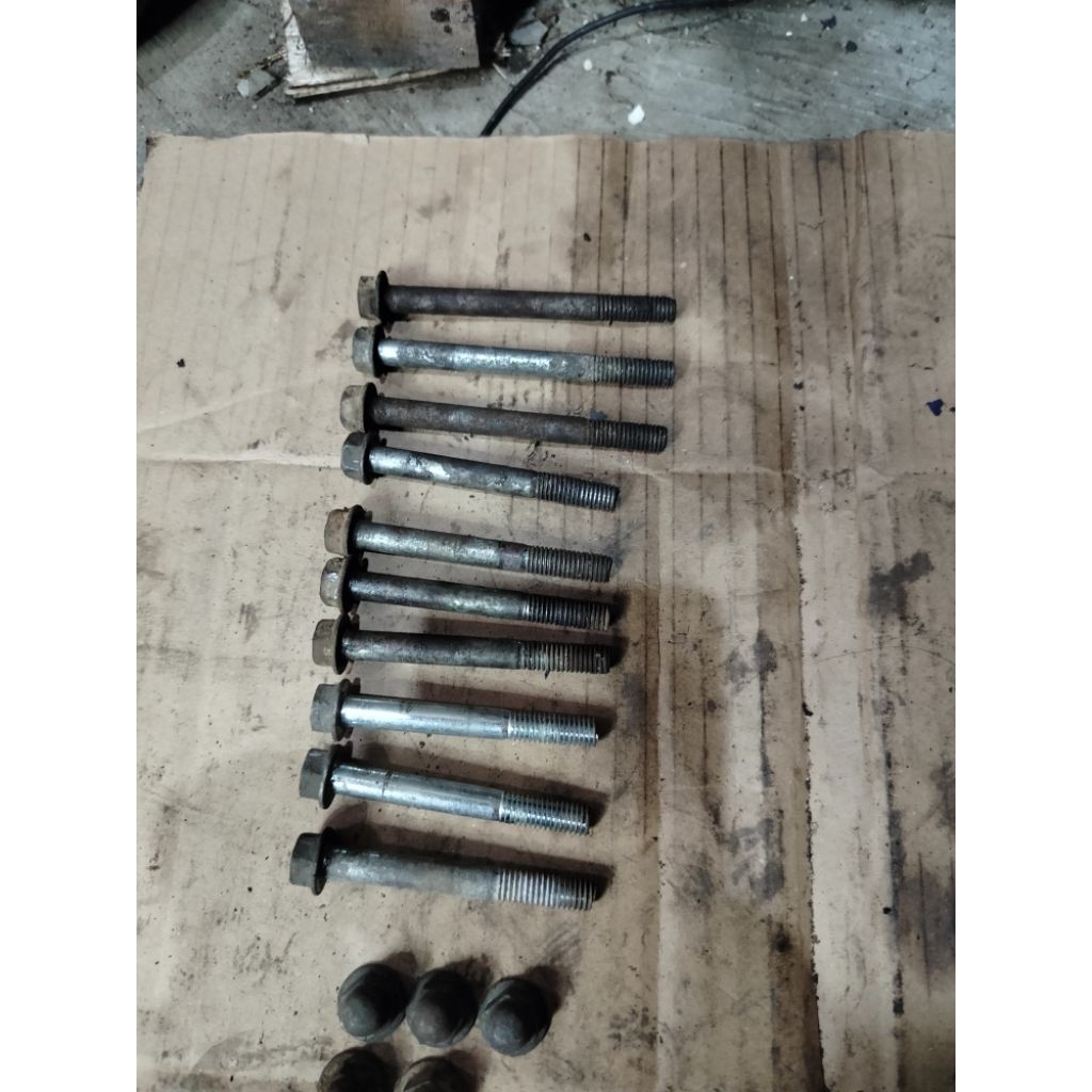 baut pangkon mesin original gl megapro tiger