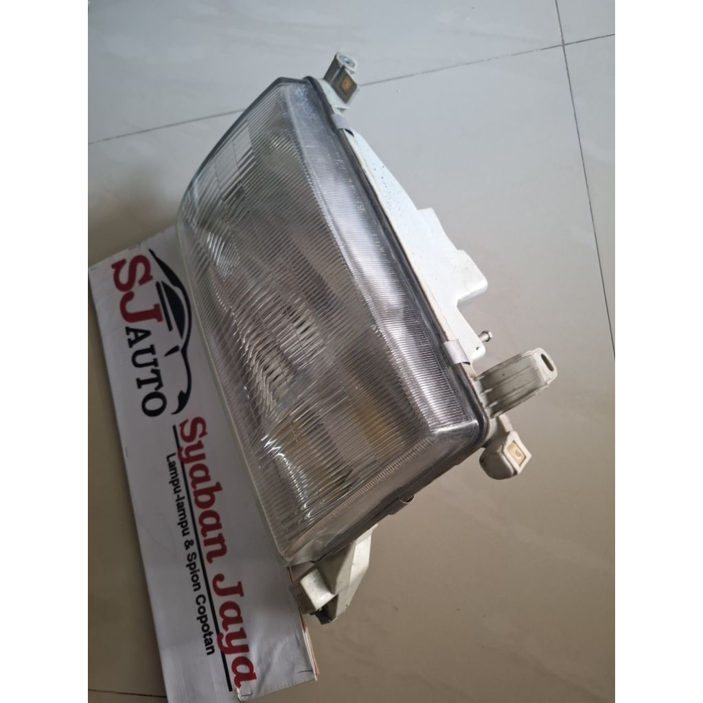Headlamp lampu depan Toyota kijang kapsul 97 98