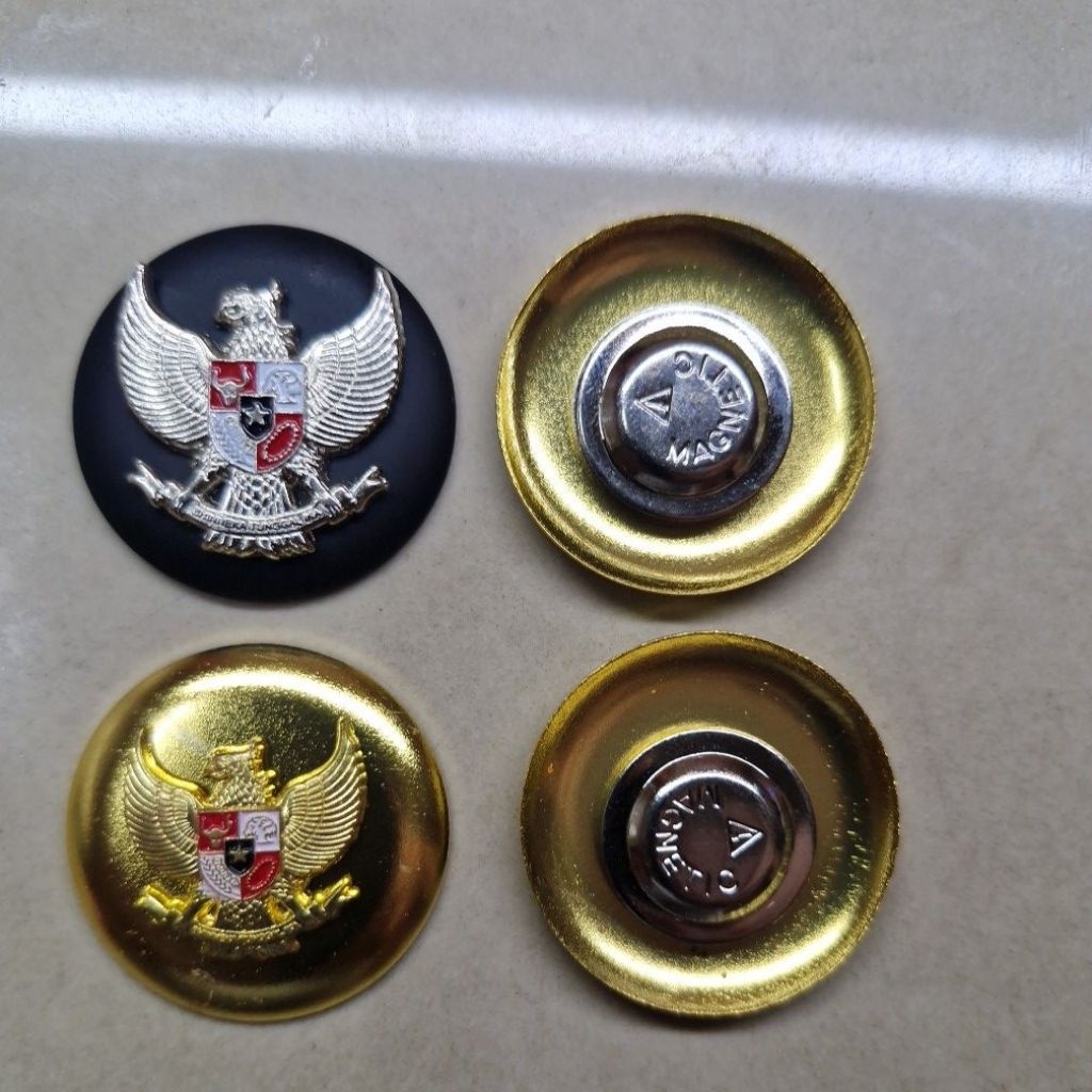 Pin Lurah Garuda
