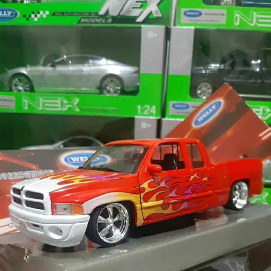 Diecast Welly Skala 1:24 Hot Rider Dodge Ram Quad Cab 1500 Sport Baru Bukan Bekas Komplit