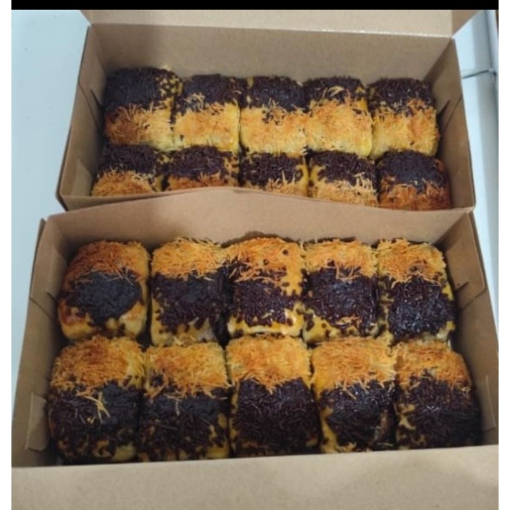 

BOLEN PISANG COKLAT KEJU