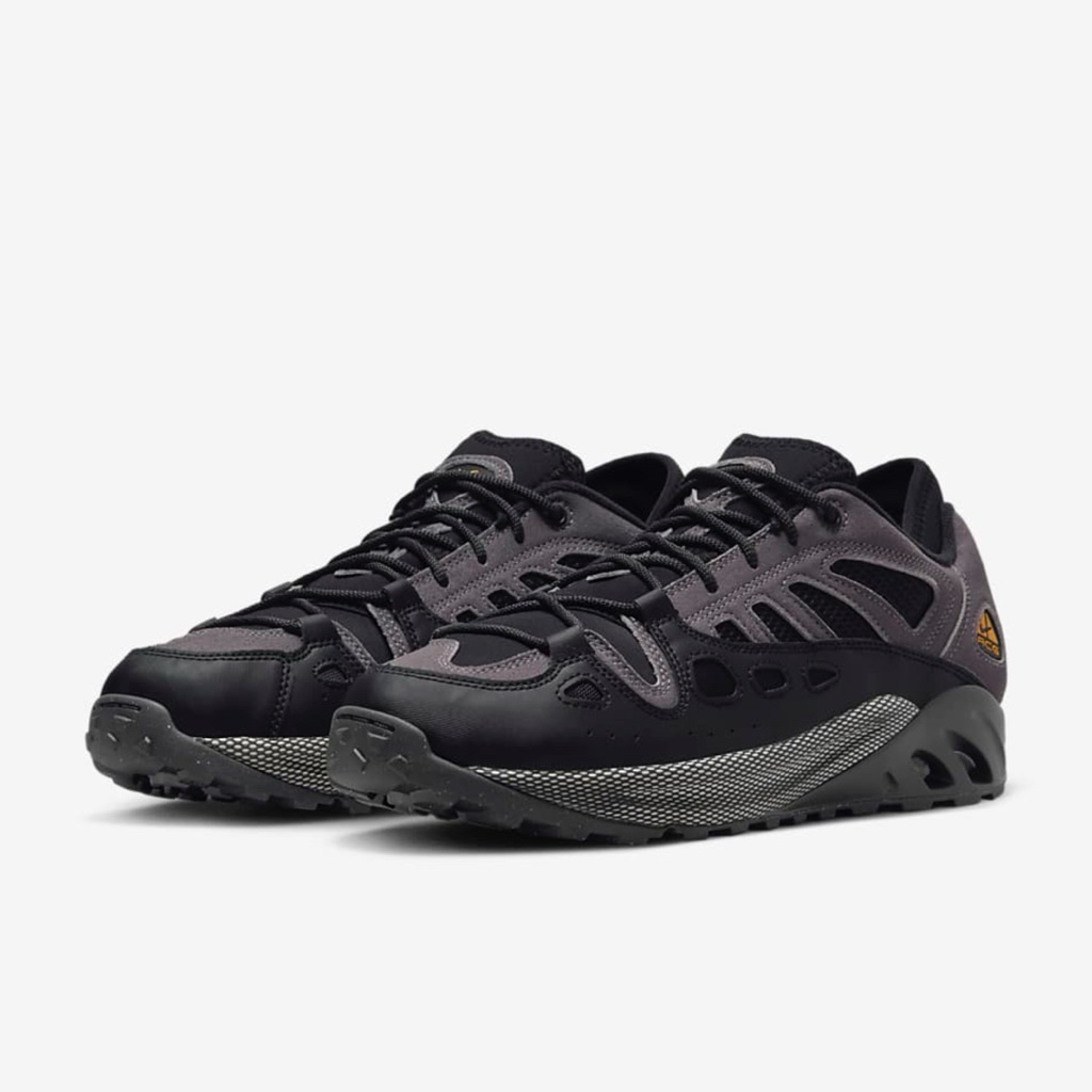 Nike ACG Mock 3.5 