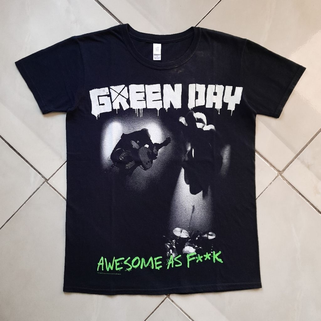 T-Shirt GREEN DAY - AWESOME AS F**K (Likeblackmerch)