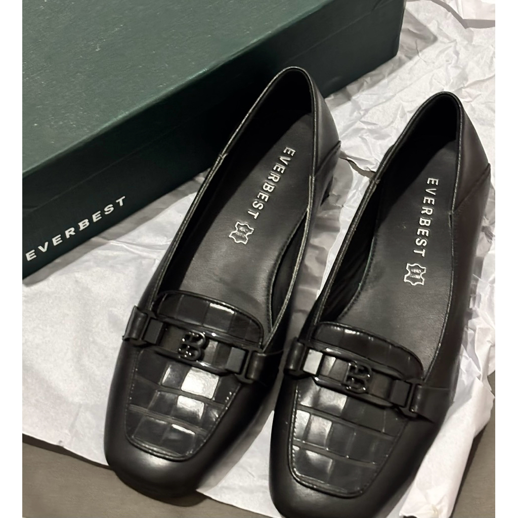 [PRELOVED] Sepatu Everbest Loafers Wanita Hitam Uk 37