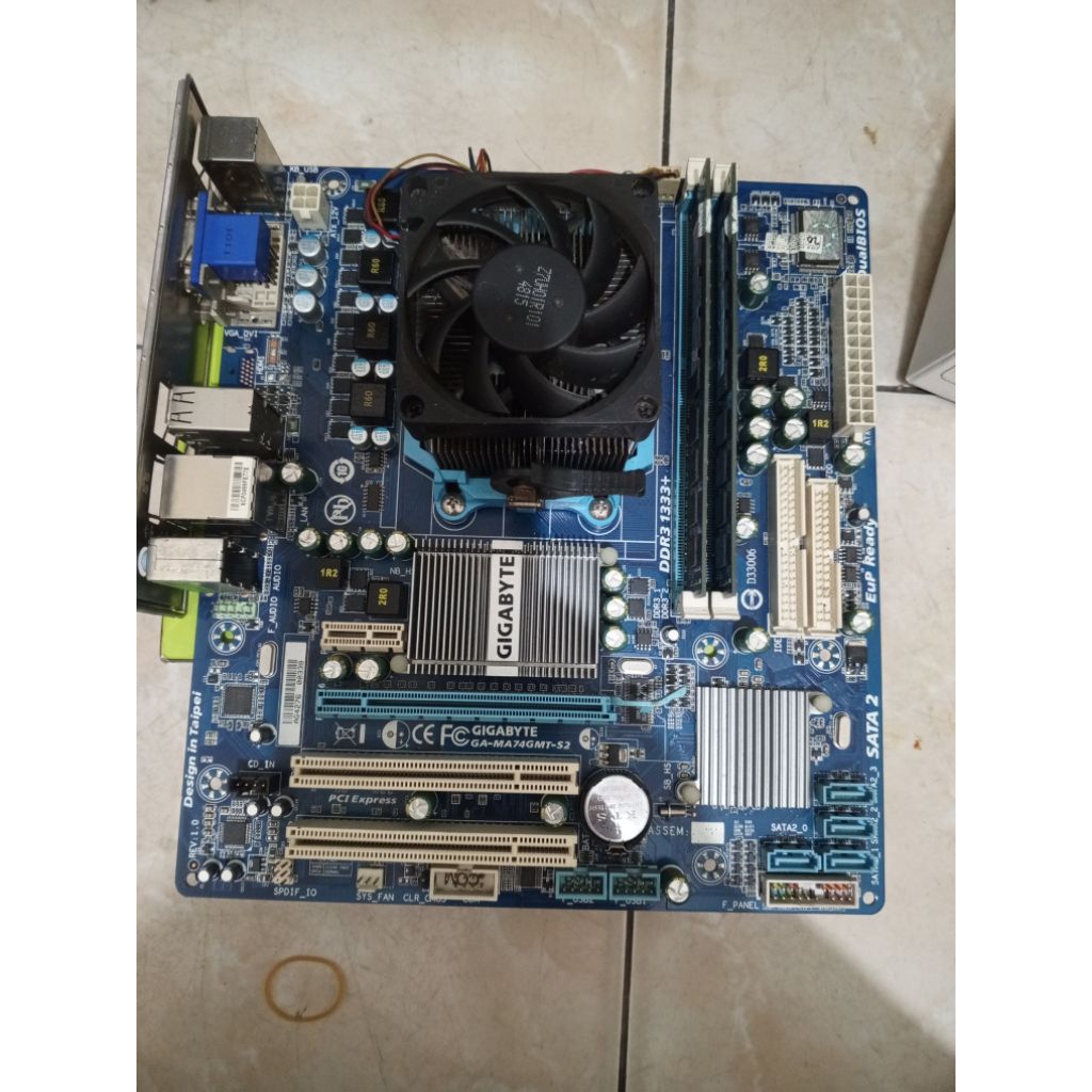 mobo Gigabyte am3