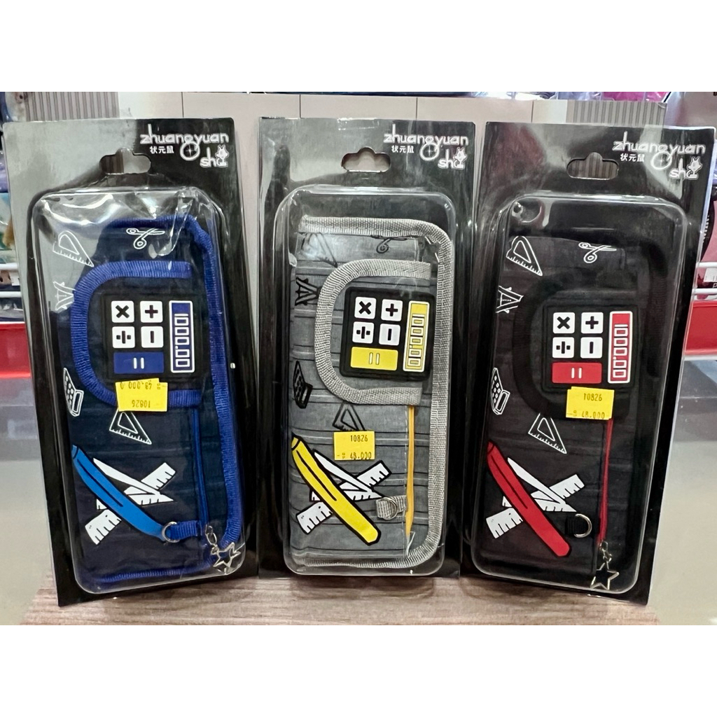 

Tempat pensil import anak laki2 motif casual.