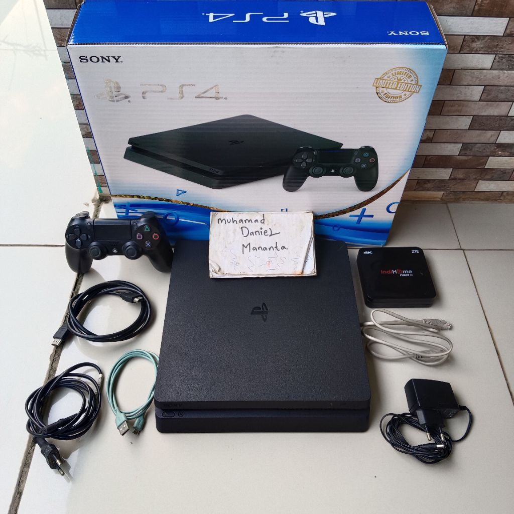Ps4 slim hen 11 seri 22 500gb,