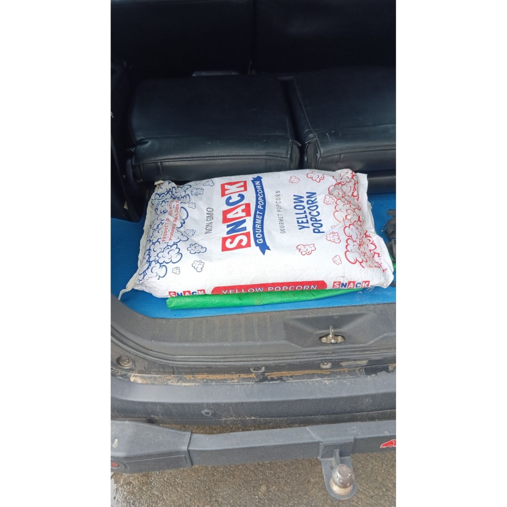 

Yellow popcorn Terbaik