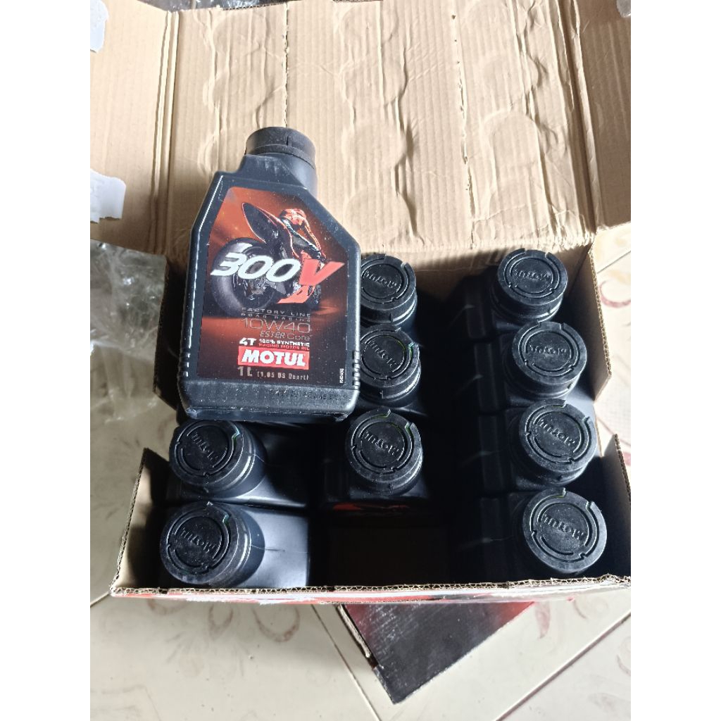 oli motul v300 10w40