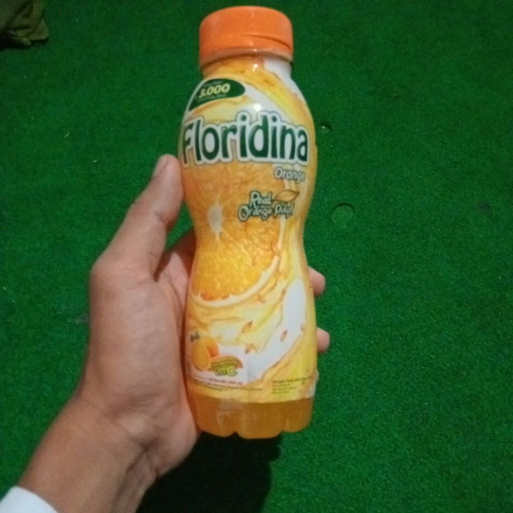 

Minuman Floridina rasa jeruk mantap sekali 0012