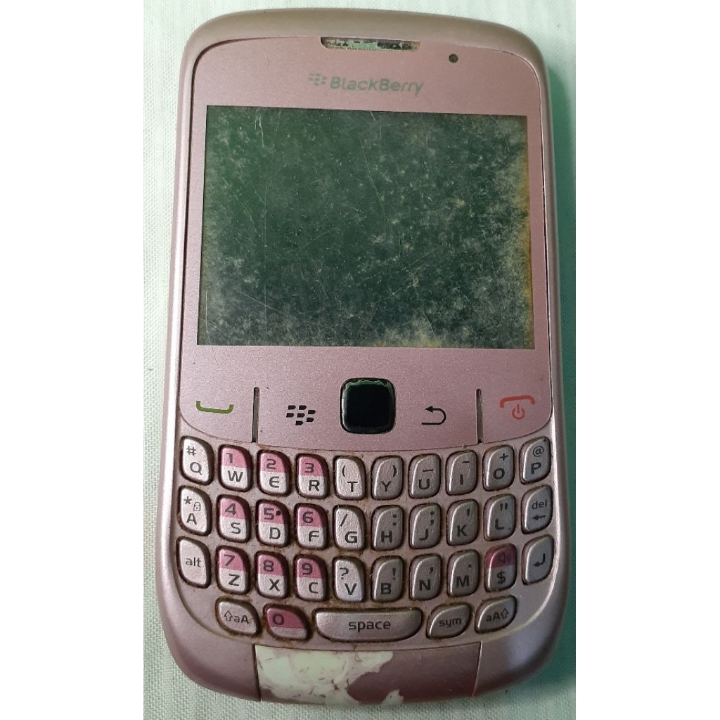 Handphone Rusak/ Handphone Blackberry 8520