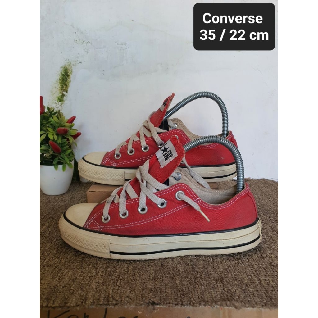 Sepatu converse preloved