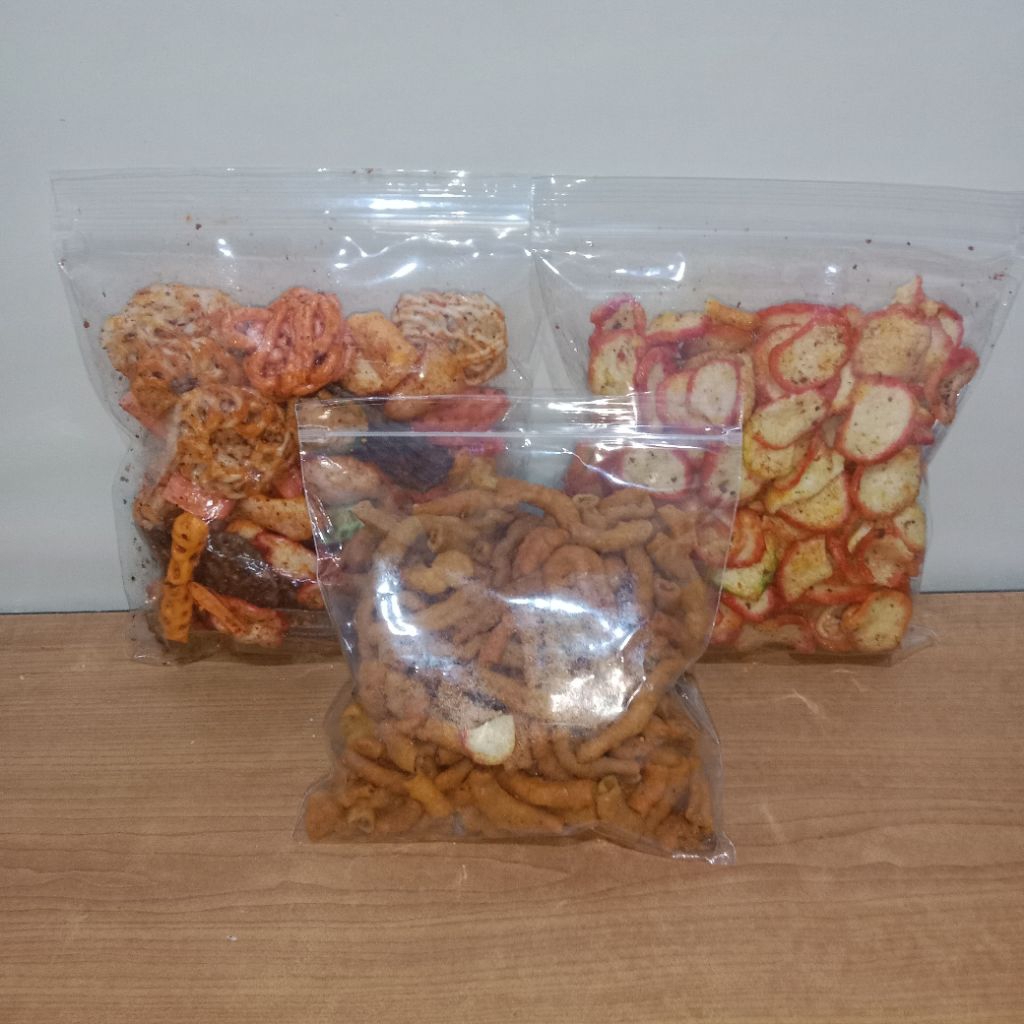 

KERUPUK PEDAS KENCUR GURIH / RENYAH BERKUALITAS