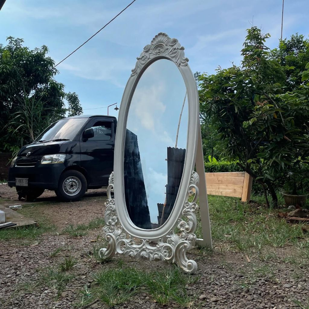 Kaca Cermin Ukir Jepara