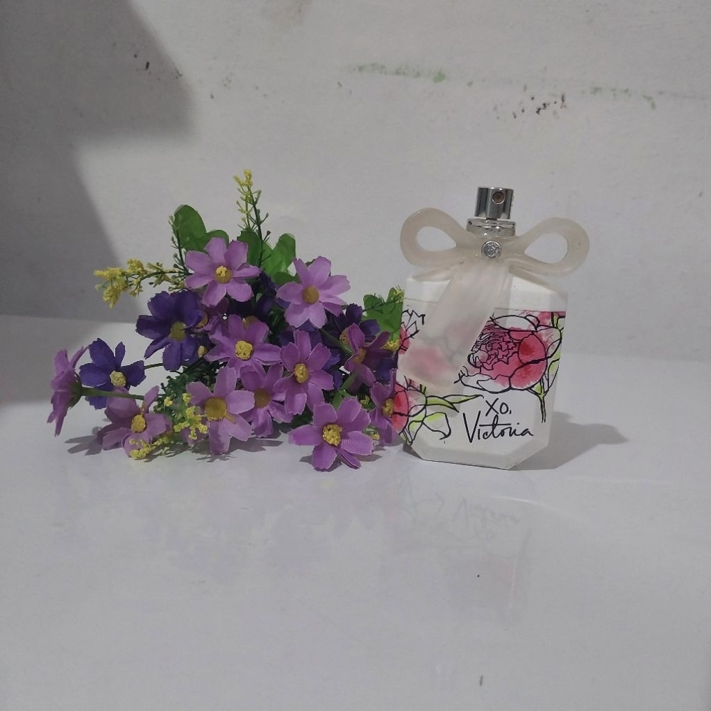 Victor botol bekas kosong parfum