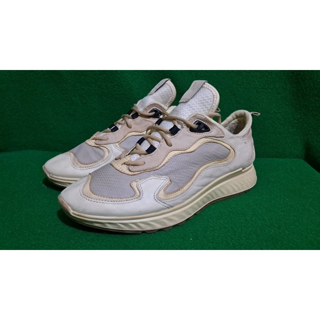 Ecco sepatu kulit sneaker size 40 insole 255