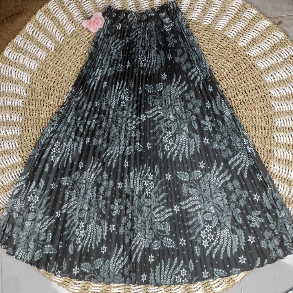 rok.plisket//rok batik jumbo // rok batik payung plisket // rok plisket batik payung // premium rok