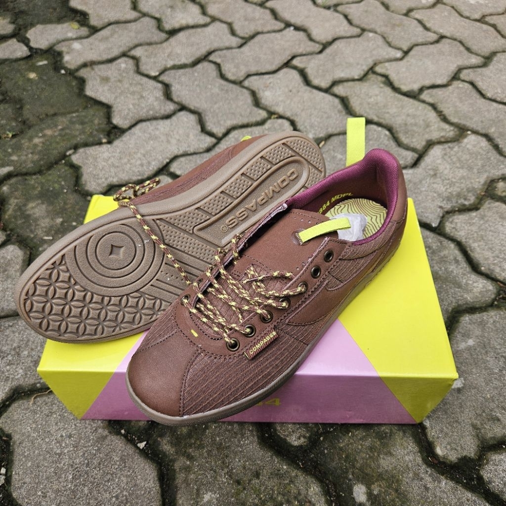 Sepatu Compass Tribune 4884 BrownSize: 43