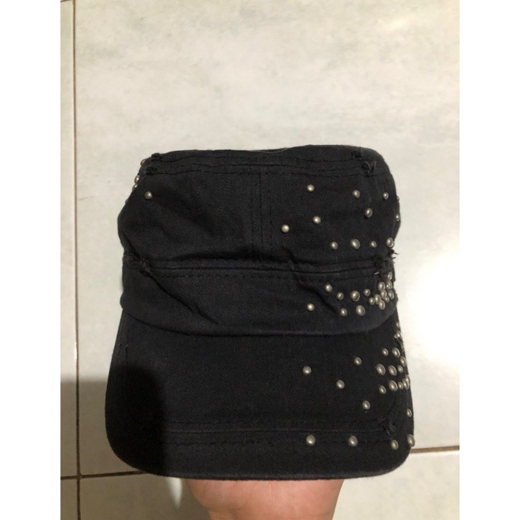 VTG STUDDED HAT