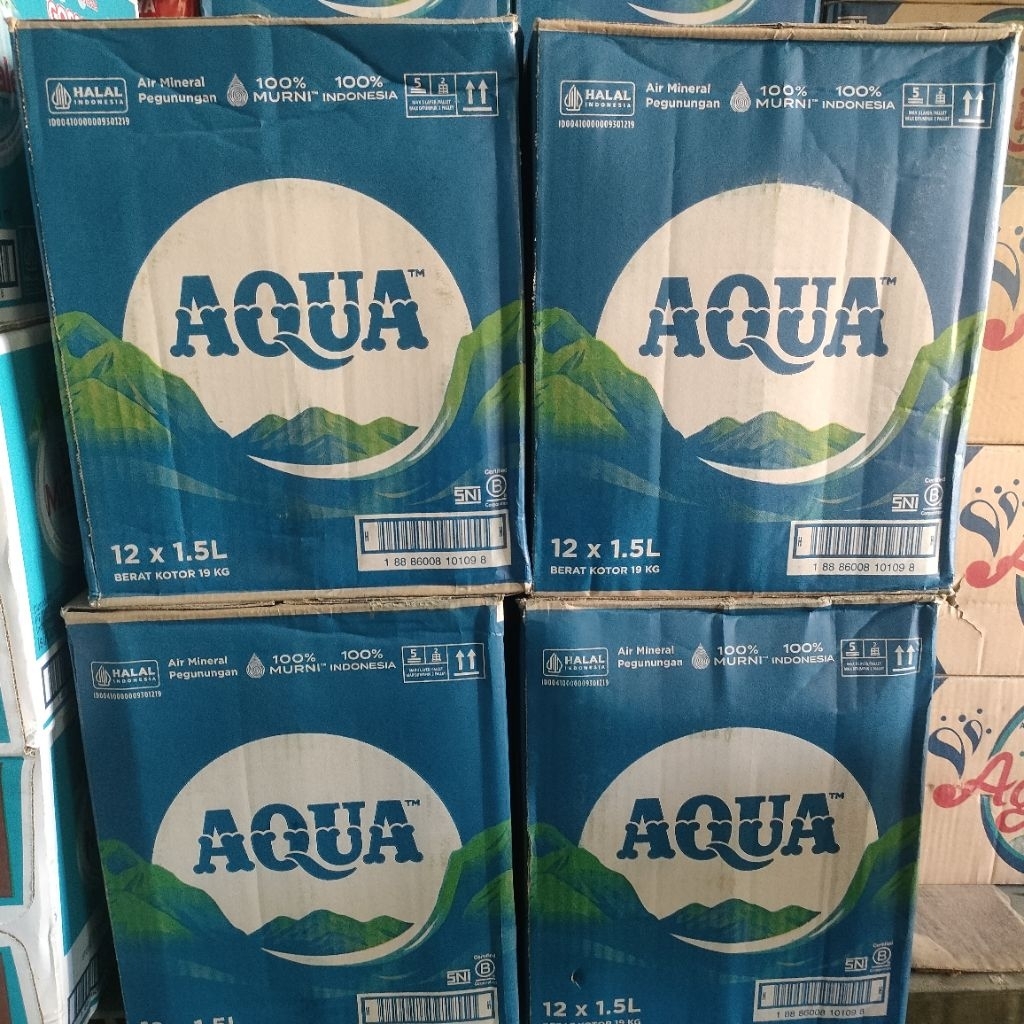 

Aqua botol besar 1500ml