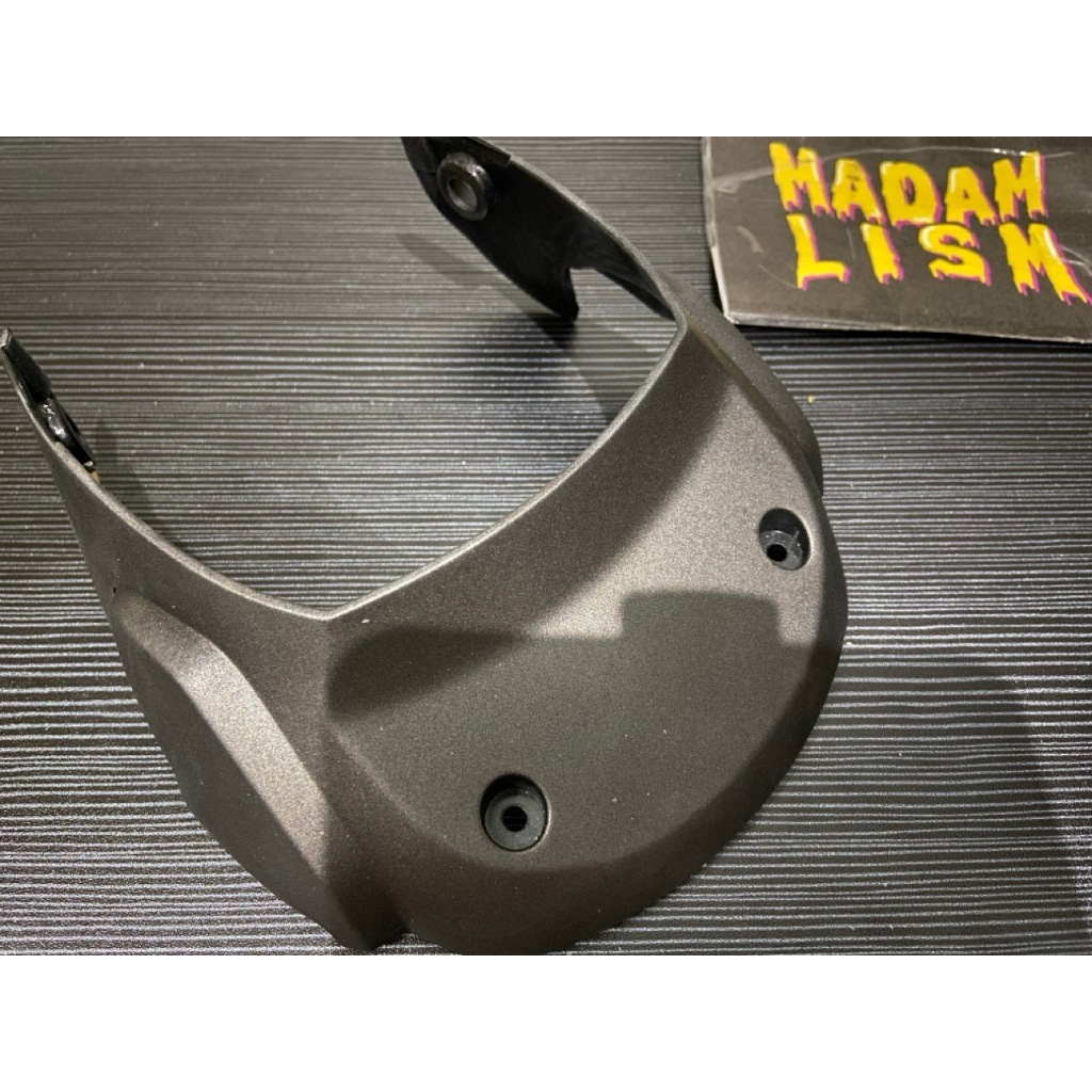 COVER SPEDOMETER UNDER - COVER BODY SPEDOMETER BAWAH DEPAN HONDA SCOPPY ESP K93 100% ORIGINAL AHM