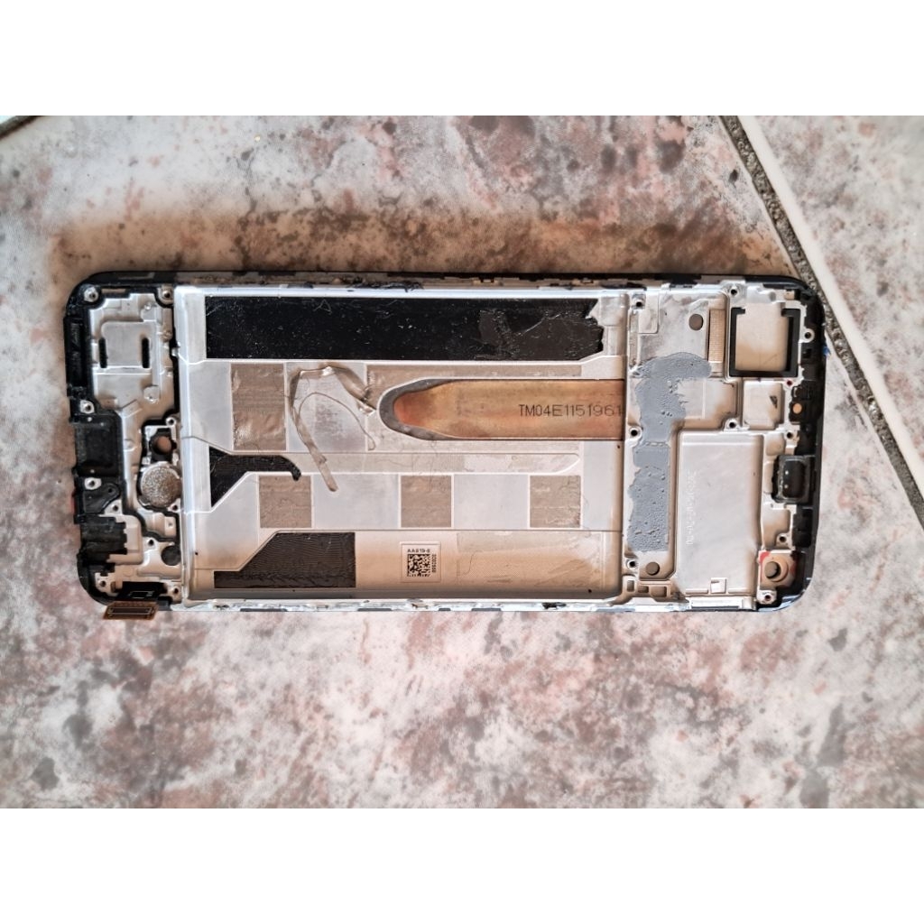 frem + lcd copotan realme 8