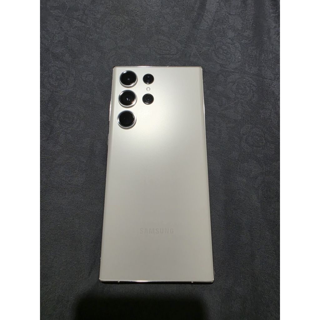 Samsung S23 Ultra 1TB Second + Bonus