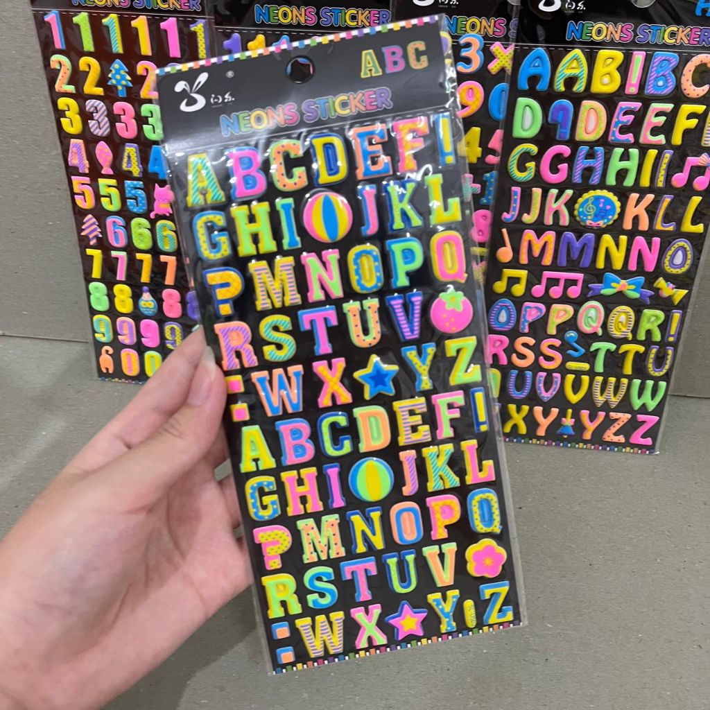 

Stiker ABJAD Timbul mix colour/Stiker ANGKA timbul mix colour/Stiker dekorasi ABJAD ANGKA mix colour