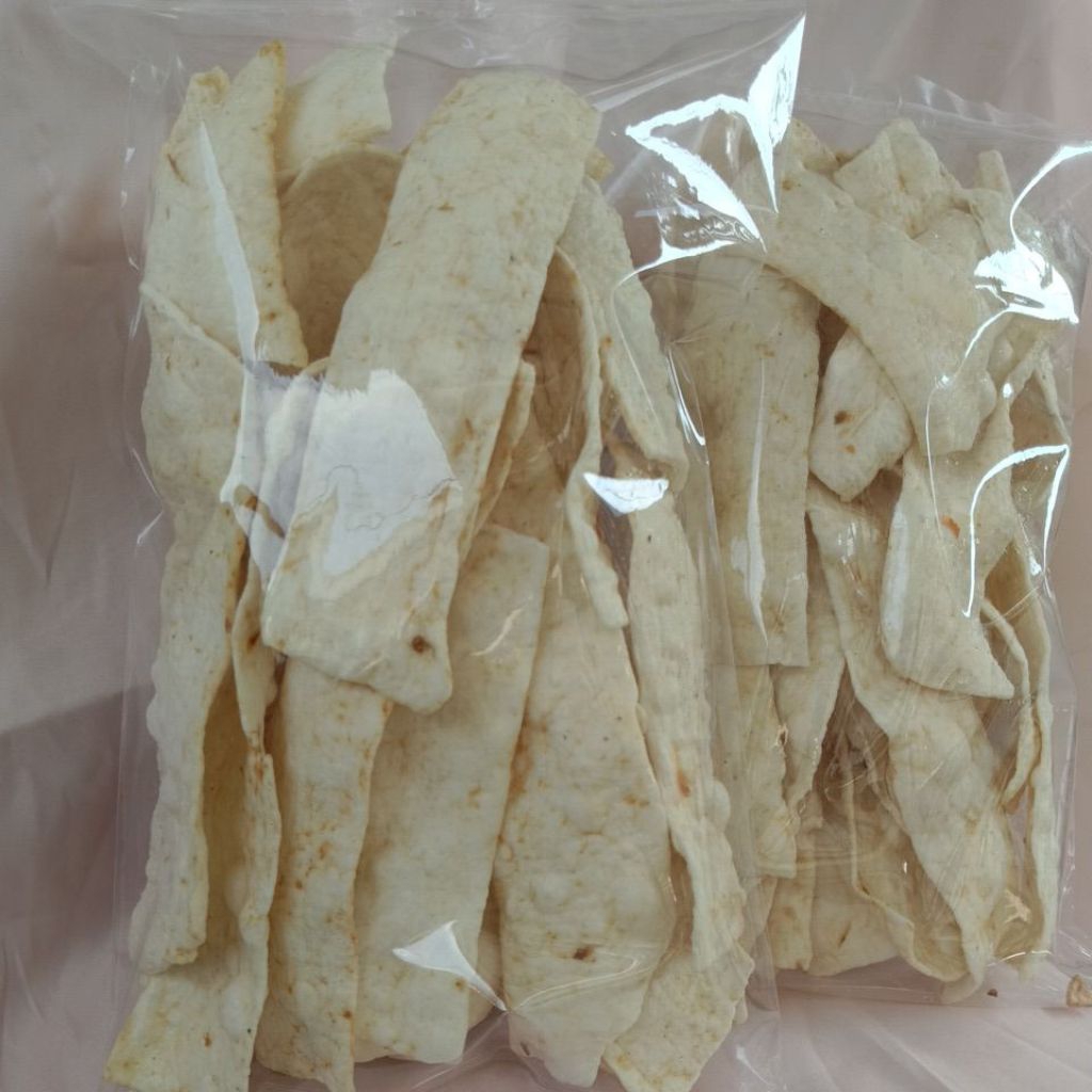 

Kerupuk Selondok /Mateng /pedas manis /300 grm