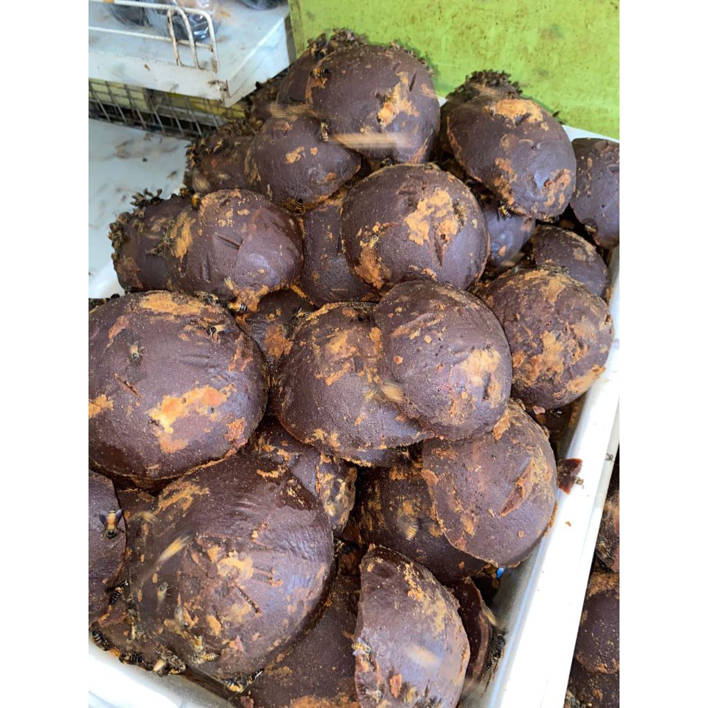 

Gula batok Linggau super per 2kg