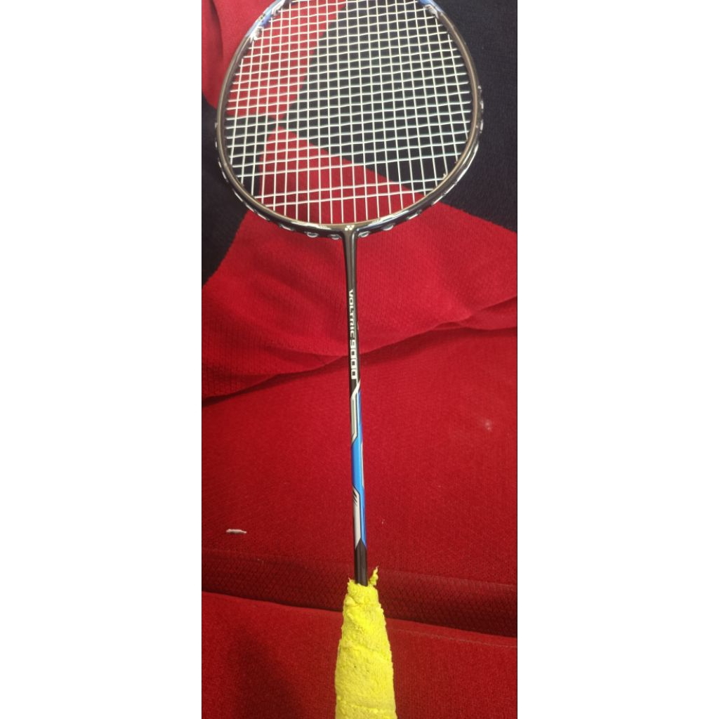 Raket badminton Yonex voltric 9000