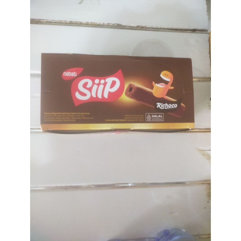 

Nabati Siip Richoco 1 Box Isi 20 / Rasa Cokelat