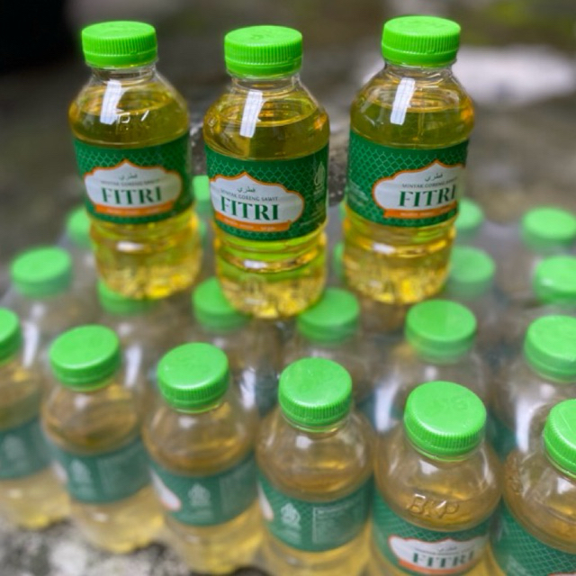 

MINYAK GORENG FITRI 200 ML 1 KARTON ISI 24 BOTOL PENGEMASAN EXTRA BUBBLE WRAB