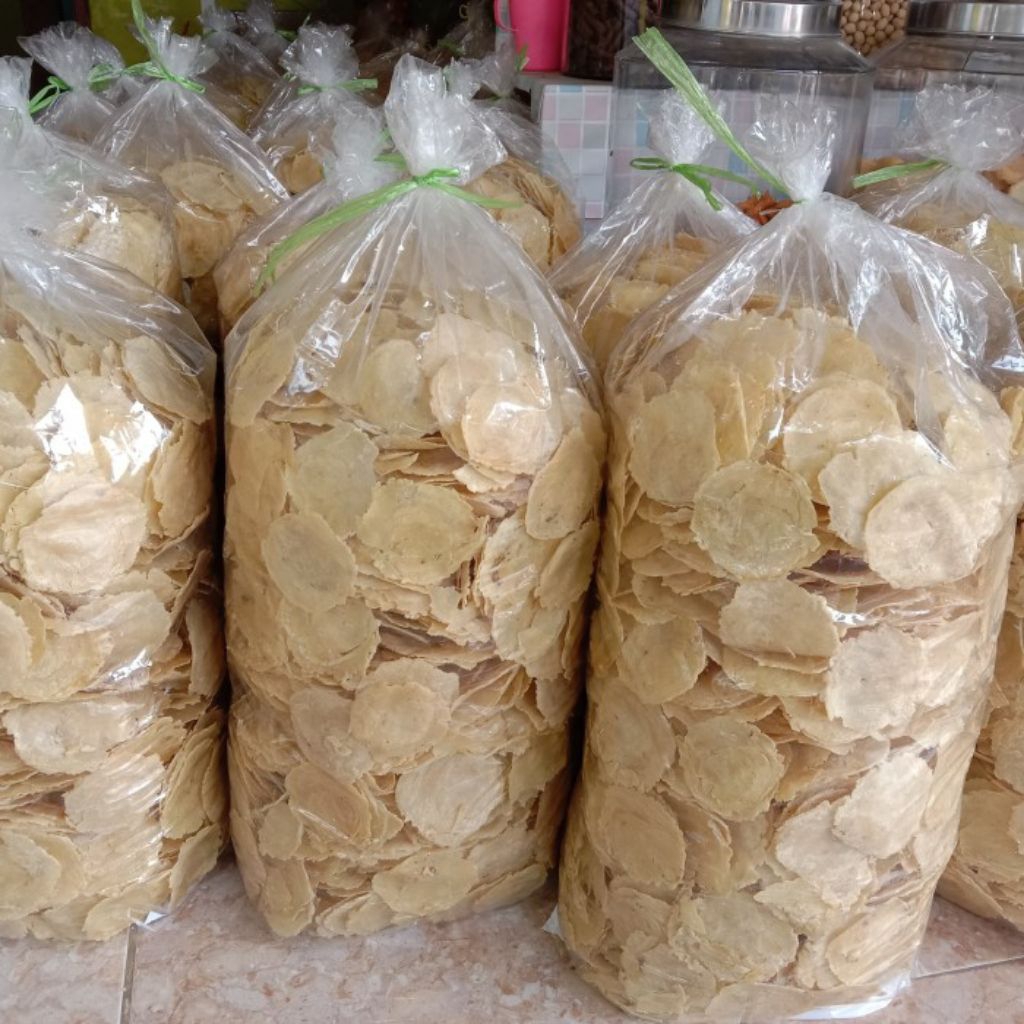 

Emping Melinjo Mentah Super Termurah 5Kg ukuran 1/2