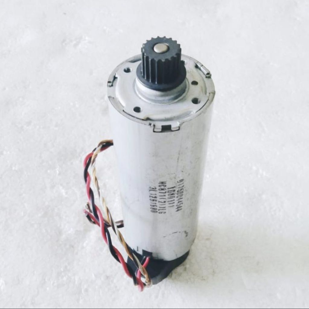 DINAMO DC MOTOR 24V 3500 RPM KAG MOTOR GEARMANY HIGH TORQUE