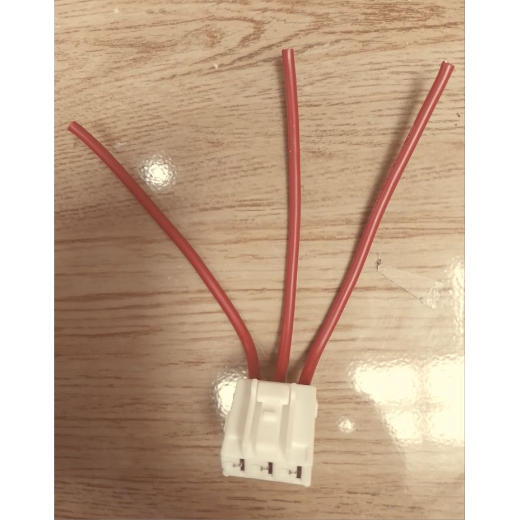 Soket Ecu Ecm Aerox New Nmax Lexi Soket Acg starter ( panjang kabel 12cm diameter kabel 4mm )