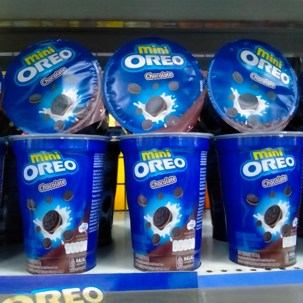

Mini OREO cup biskuit cream Coklat Strawberry Original 61.3gr
